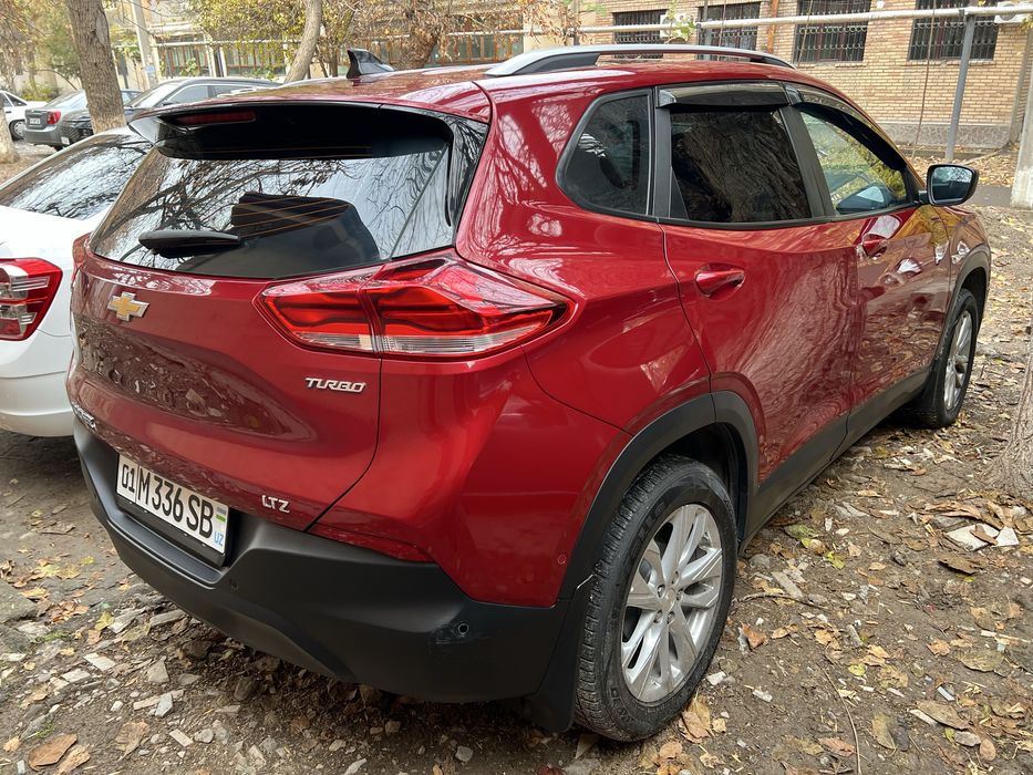 Tracker 2 LTZ (Автомобиль без вложений)