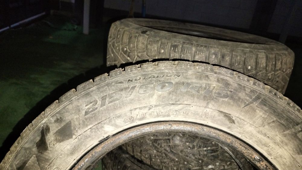 Зимние шины комплект