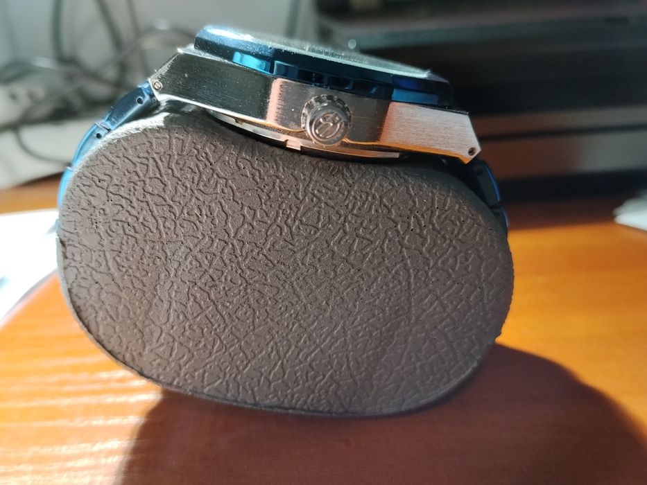 Автоматичен часовник тип скелетон в син цвят