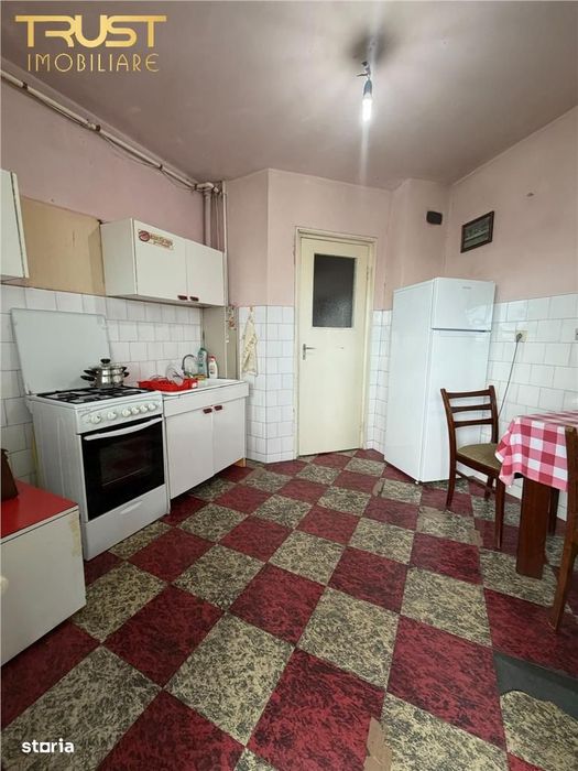 2 camere l Decomandat l P-ta Marasti l 2 Balcoane