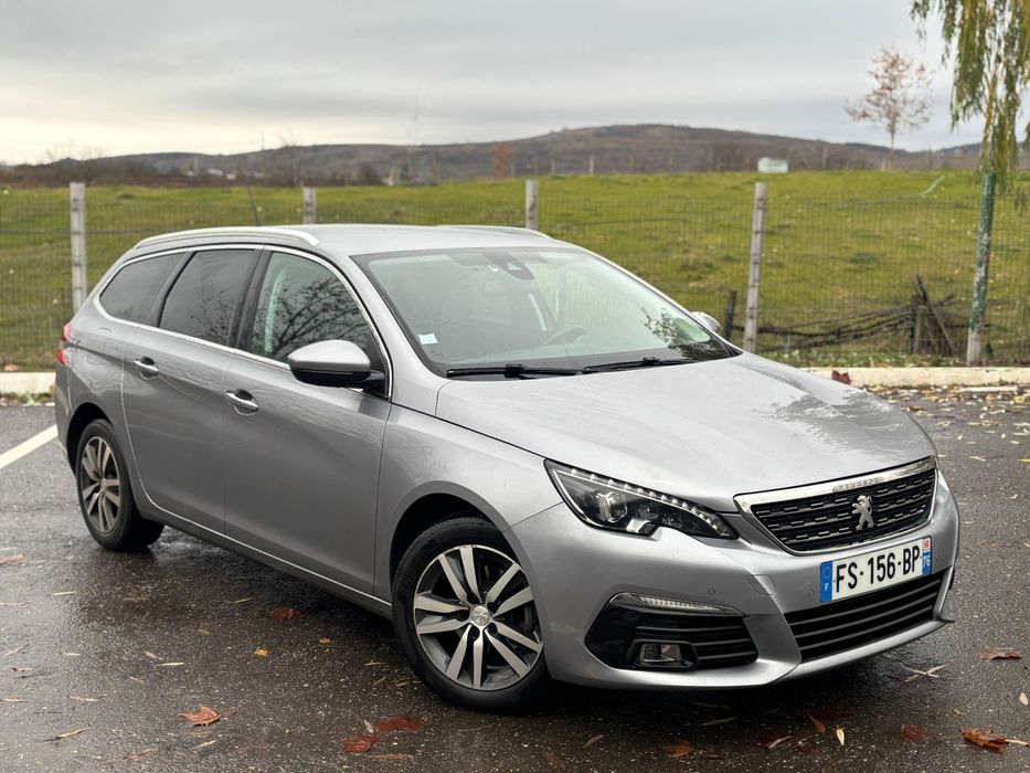 Vand Peugeot 308 2020 1.5 diesel 130cp