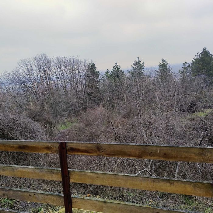 Къща с гледка към Дунава вилна зона 9 км град Русе