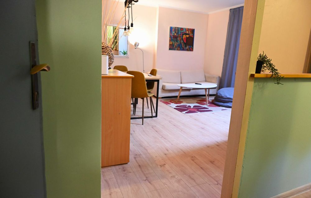 Апартамент под наем - Нощувки National Theatre Loft