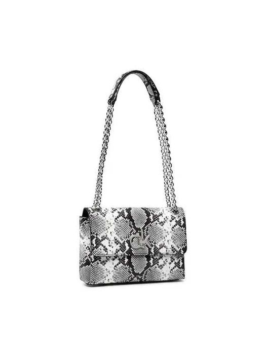 Calvin Klein оригинална дамска чанта