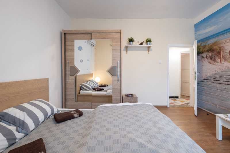 Дава се под наем Двустаен апартамент в София, Център - 55 кв.м за 373.83 € - Снимка #4