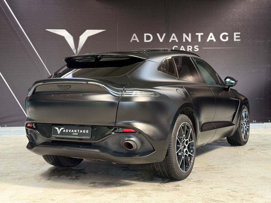 ASTON MARTIN DBX 2021 — imagine 4