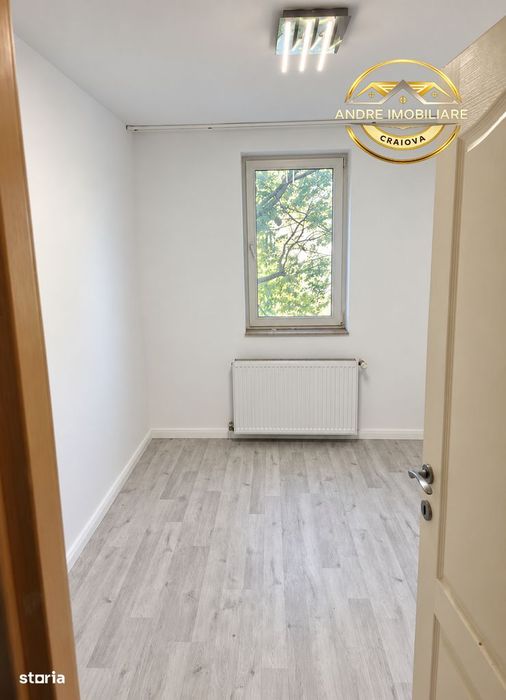 Apartament 2 camere,Calea București,centrală proprie,etaj intermediar
