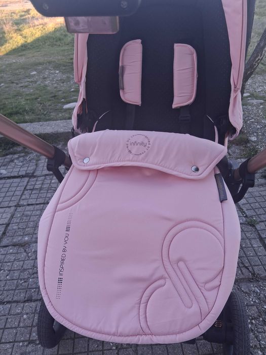 Бебешка количка Chipolino Infiniti