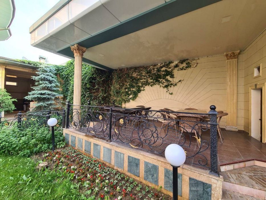 Дом Центр Луначарского 9 соток