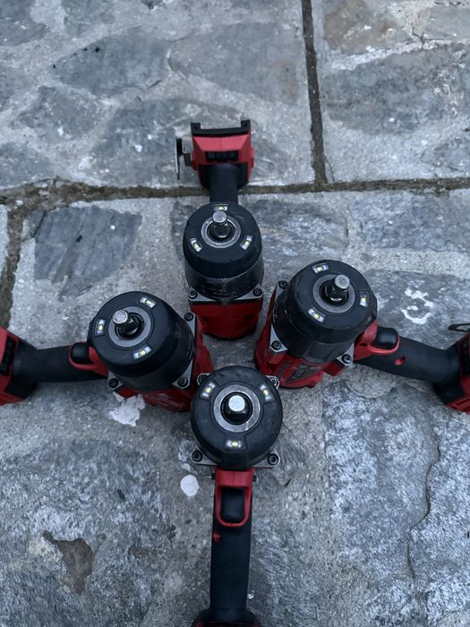 Masina de insurubat cu impact Milwaukee M18 FHIW2F12