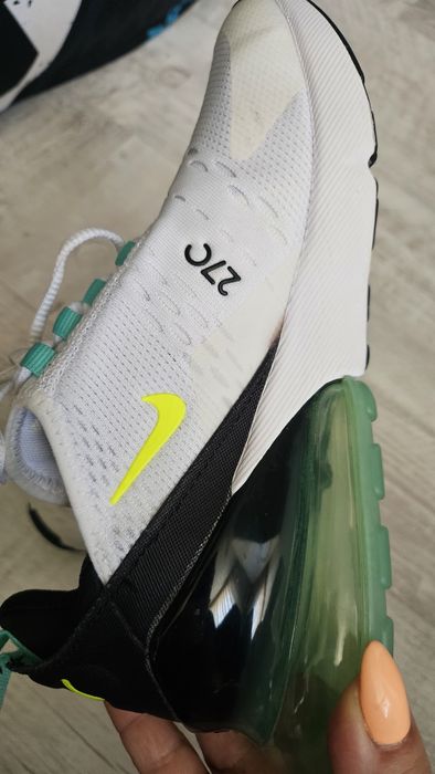 Маратонки Nike Air Max 270