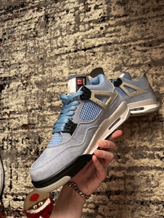 Jordan 4 University Blue-44,43