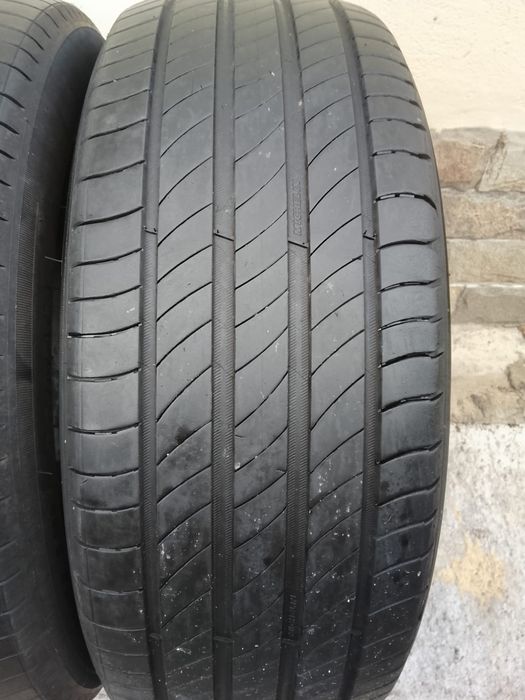 Michelin total performance 215/55/17