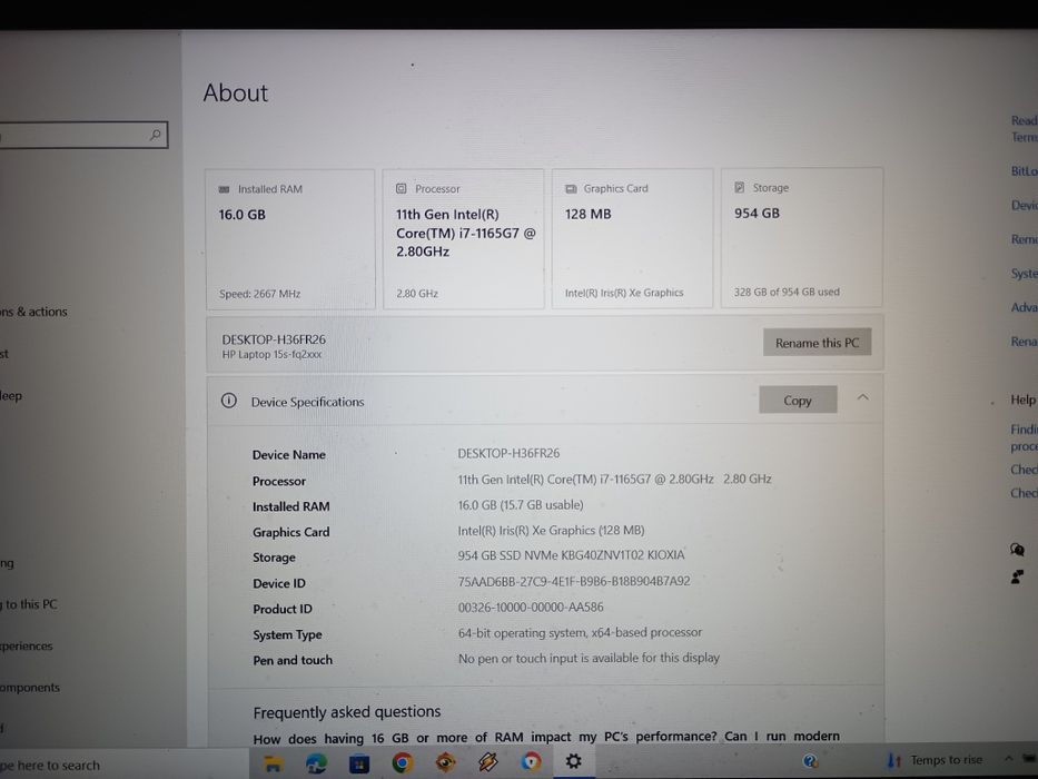 „HP i7 Gen11 / 16GB / SSD 1TB / baterie foarte bună”
