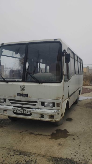 Uzotayul avtobus soz holatda