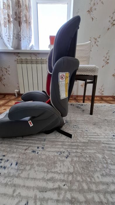 Продам детский кресло для автомобиля