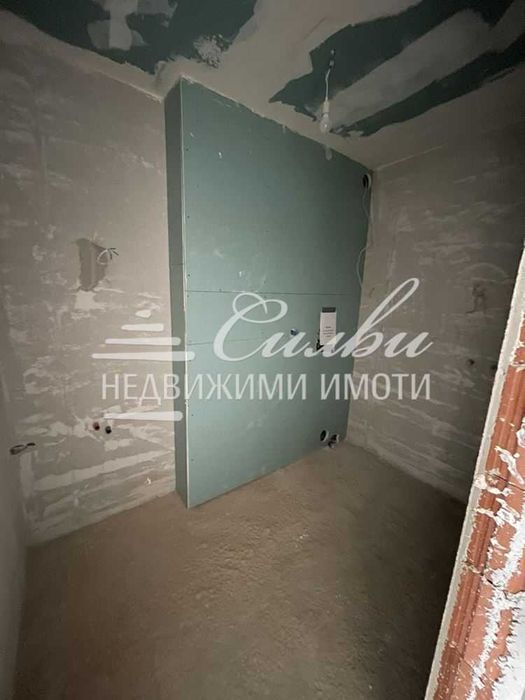 Тристаен апартамент НОВО строителство - кв.Пазара