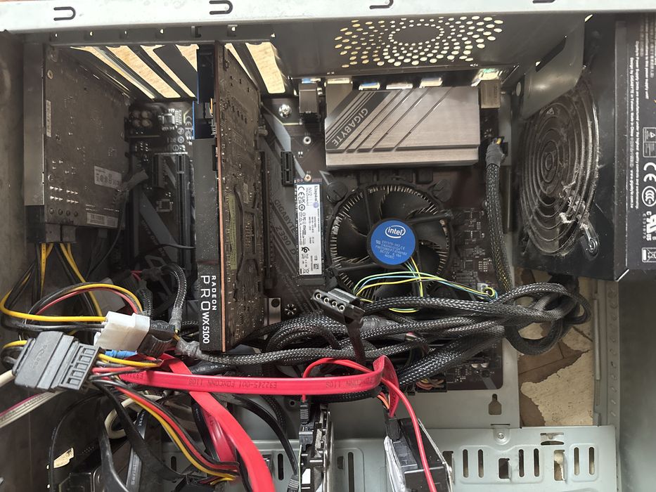 Sistem Kit complet pc 32 gb ddr4 i7 9700