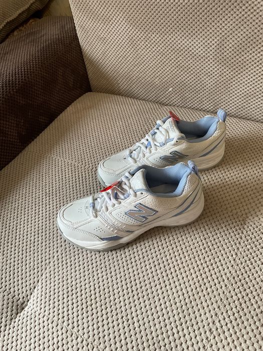 НОВИ оригинални маратонки