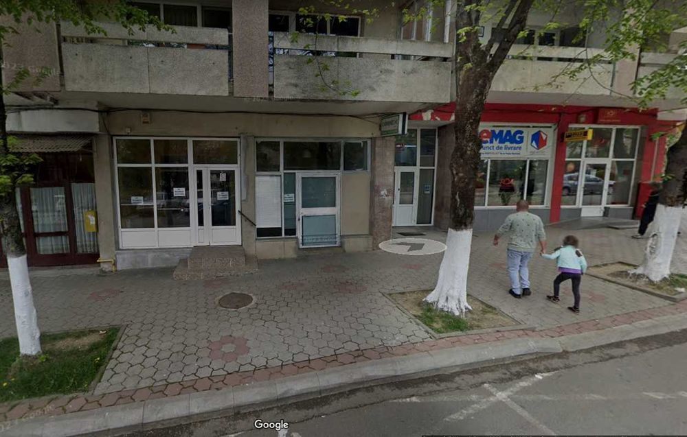 Spatiu de inchiriat Str. Horea Tarnaveni langa Posta cu vad comercial