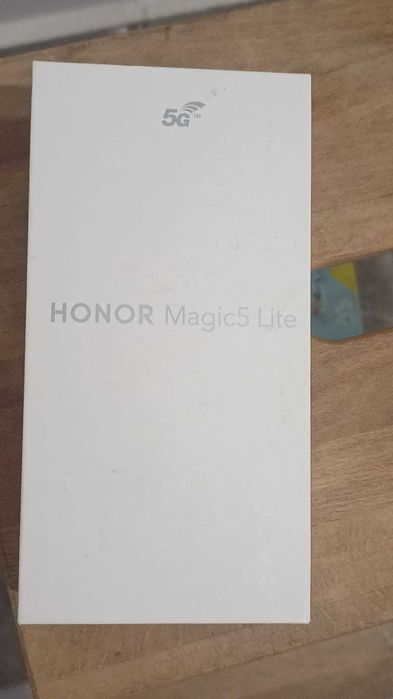 Honor magic 5 lite