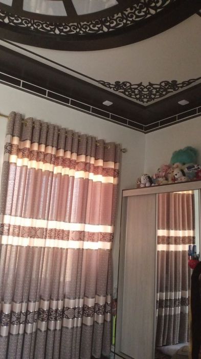 SROCHNO !!! 2 sutikli xovli sotiladi 5 xona + 1 xona padval + katta xo