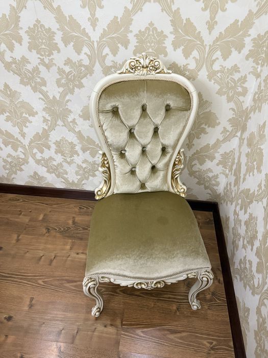 Мебель для гостиной стулия