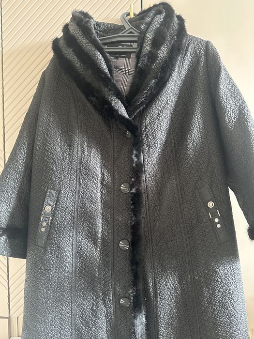 Зимнее Пальто с норкой