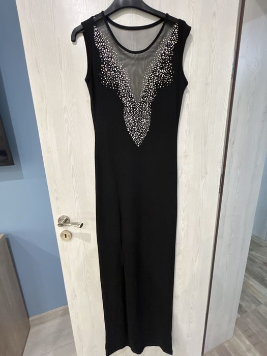 Дълга рокля с камъчета