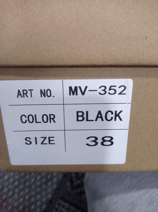 Продам обувь UGG