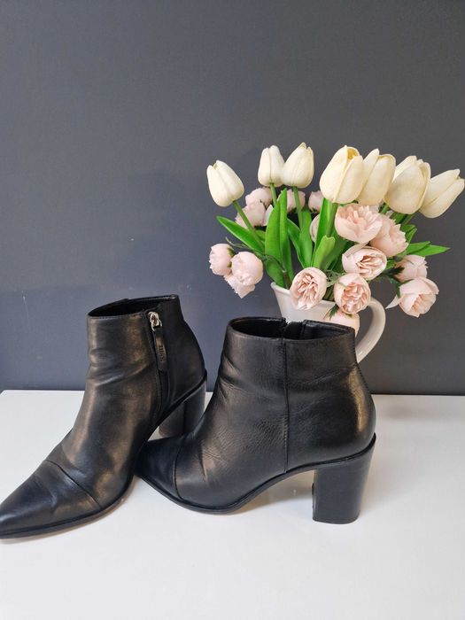 Няколко чифта обувки