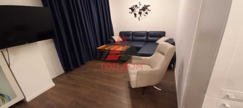 Дава се под наем Тристаен апартамент в Варна, Гръцка махала - 130 кв.м за 1300 € - Снимка #2