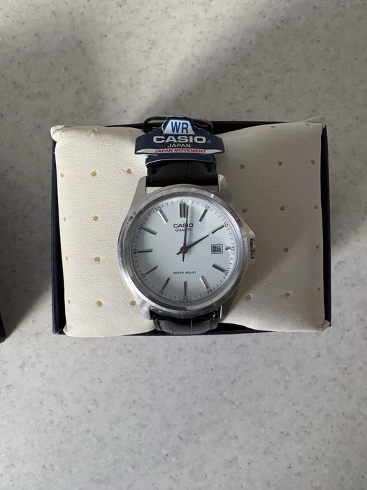 Продам часы Casio