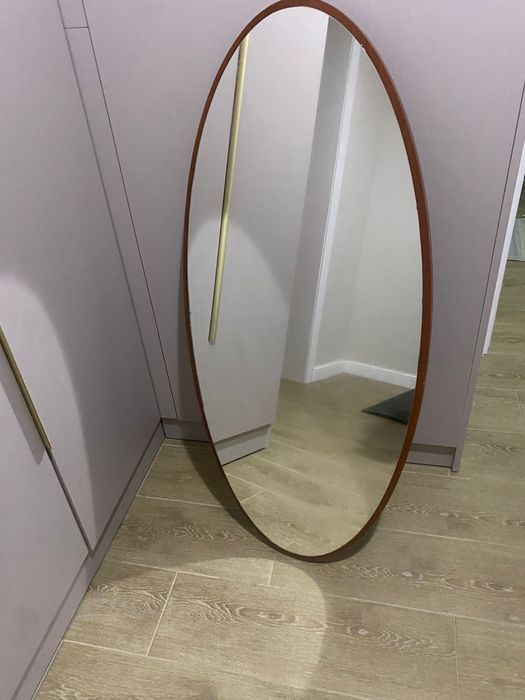 Зеркало продается