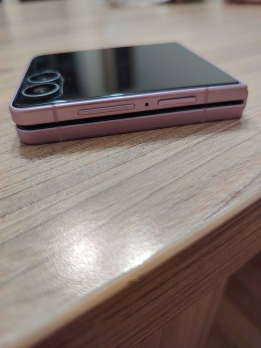 Samsung Z Flip 8 512GB