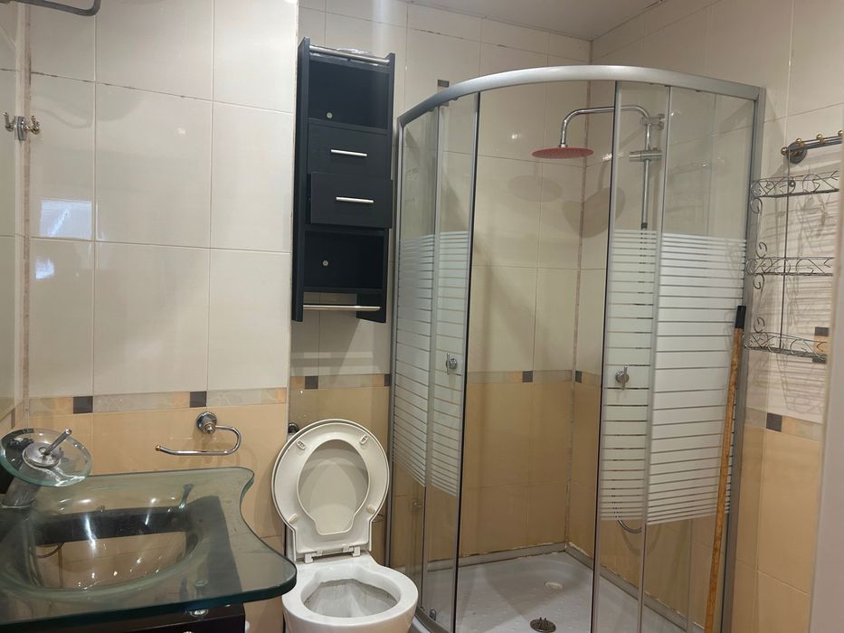 Дава се под наем Тристаен апартамент в Пловдив, Христо Смирненски - 100 кв.м за 561 € - Снимка #4