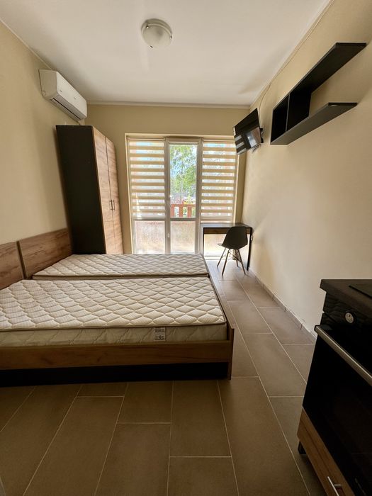 Дава се под наем Едностаен апартамент в Велико Търново, Бузлуджа - 23 кв.м за 203.49 € - Снимка #1