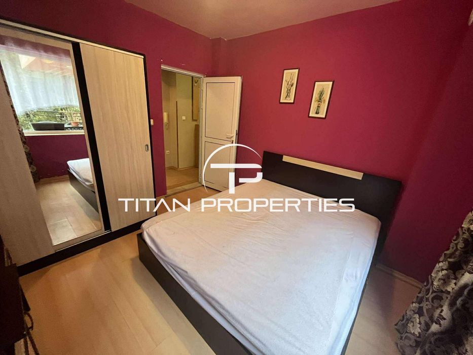 Дава се под наем Двустаен апартамент в Варна, Колхозен пазар - 75 кв.м за 448.8 € - Снимка #2