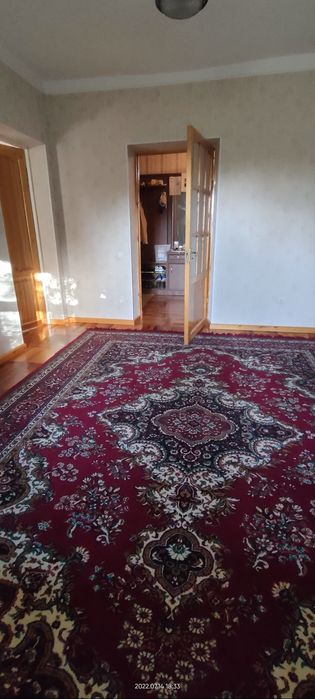 Ц-1 продается квартира 4/4/4 ряд с французского посольства