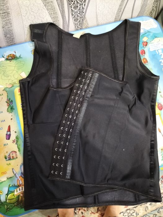 Отдам корсет даром за 2 литра масла