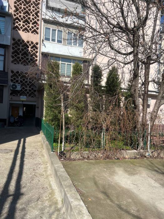 ПРОДАЖА КВАРТИРЫ 3/1/4 Шайхантахур район 74 квадрат Жар Стадион Чорсу