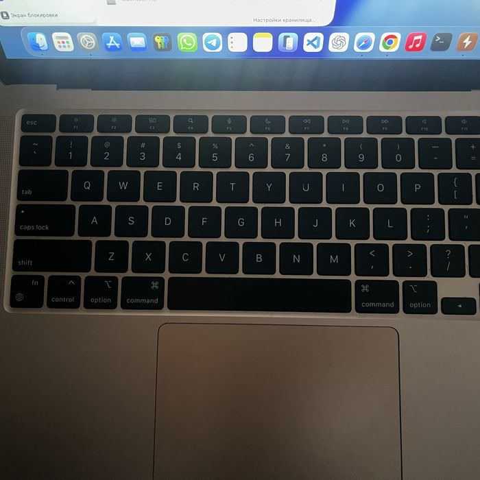 Macbook m1 8/512 gb