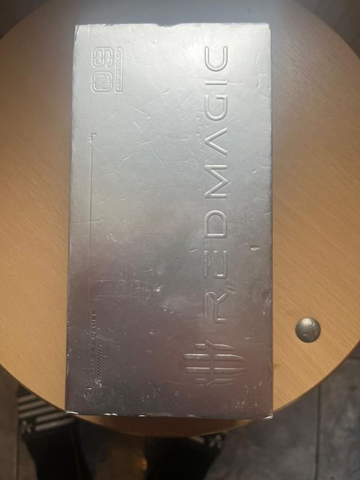 Vând sau schimb Redmagic 9 pro