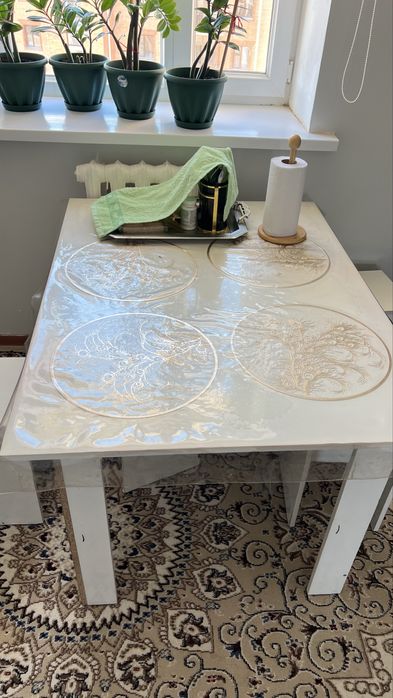 Стол стулья 10000. Мебельщик істеген