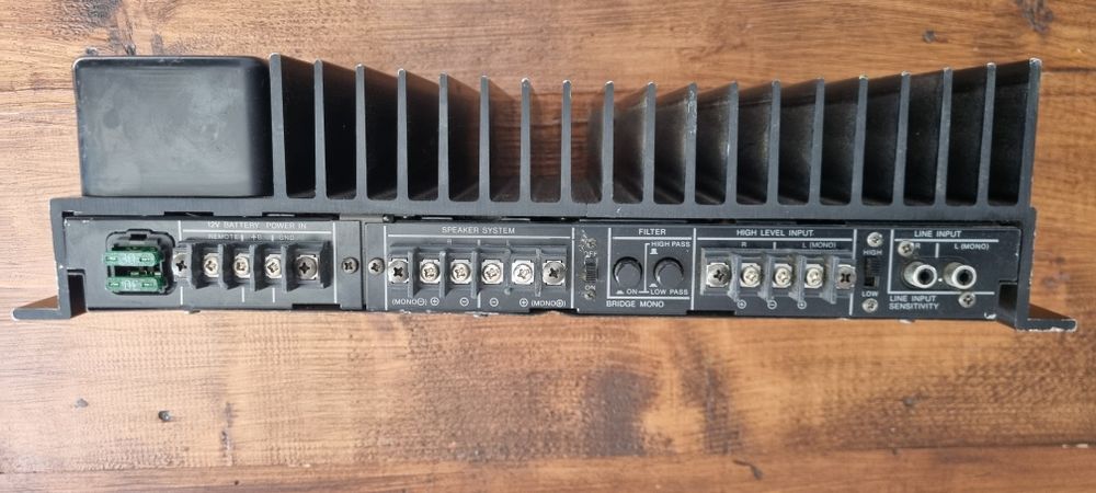 Amplificator statie auto Harman Kardon CA 260, Japan