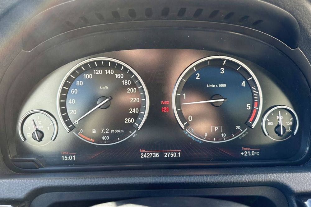 BMW 530d GT 2010