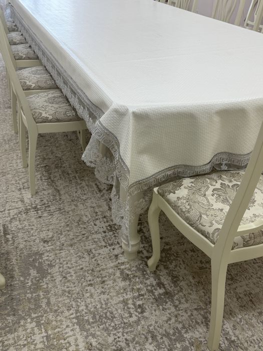 Продаю Стол 4,5 метра