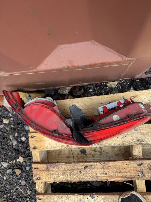 Stop stopuri stanga dreapta audi a4 b8 break estate