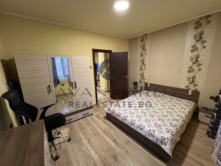 Продава се Двустаен апартамент в Пловдив, Съдийски - 53 кв.м за 2021 €/кв.м - Снимка #5