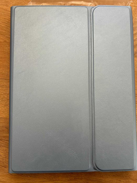 Case (husa) + Tastatură iPad compatibilă cu 10 (10,9 in), iluminata RGB